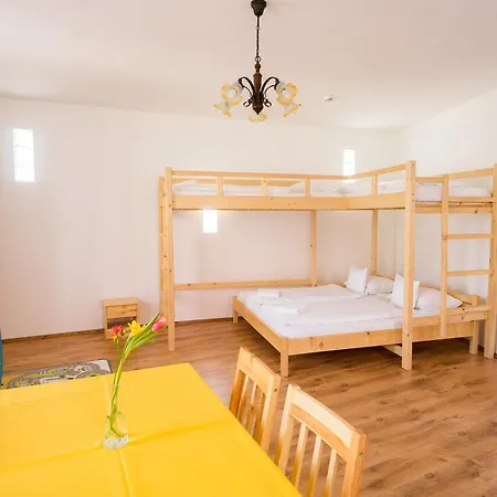 Brigaderos Vendeghaz Guest house